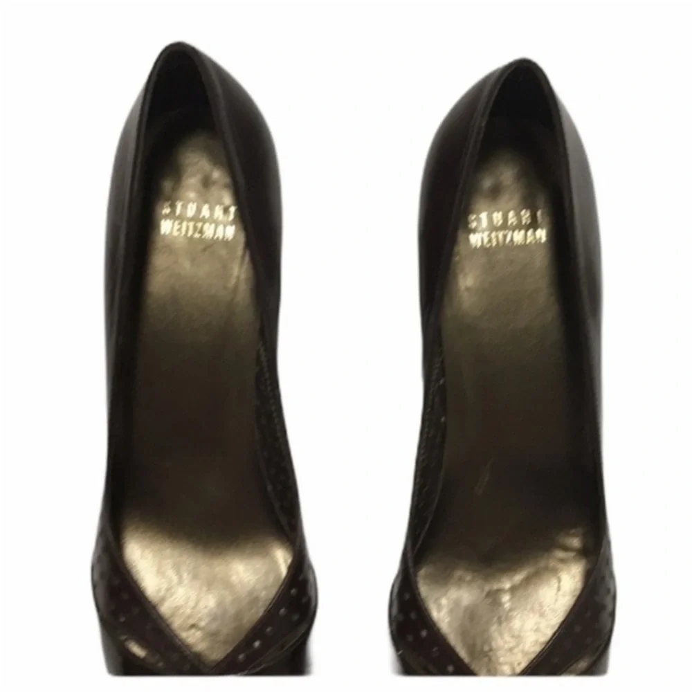 STUART WEITZMAN brown perforated peep toe pumps